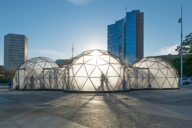 Perfumer Avinash Mali Recreated the Smell of New Delhi in Pollution Pods by Michael Pinsky