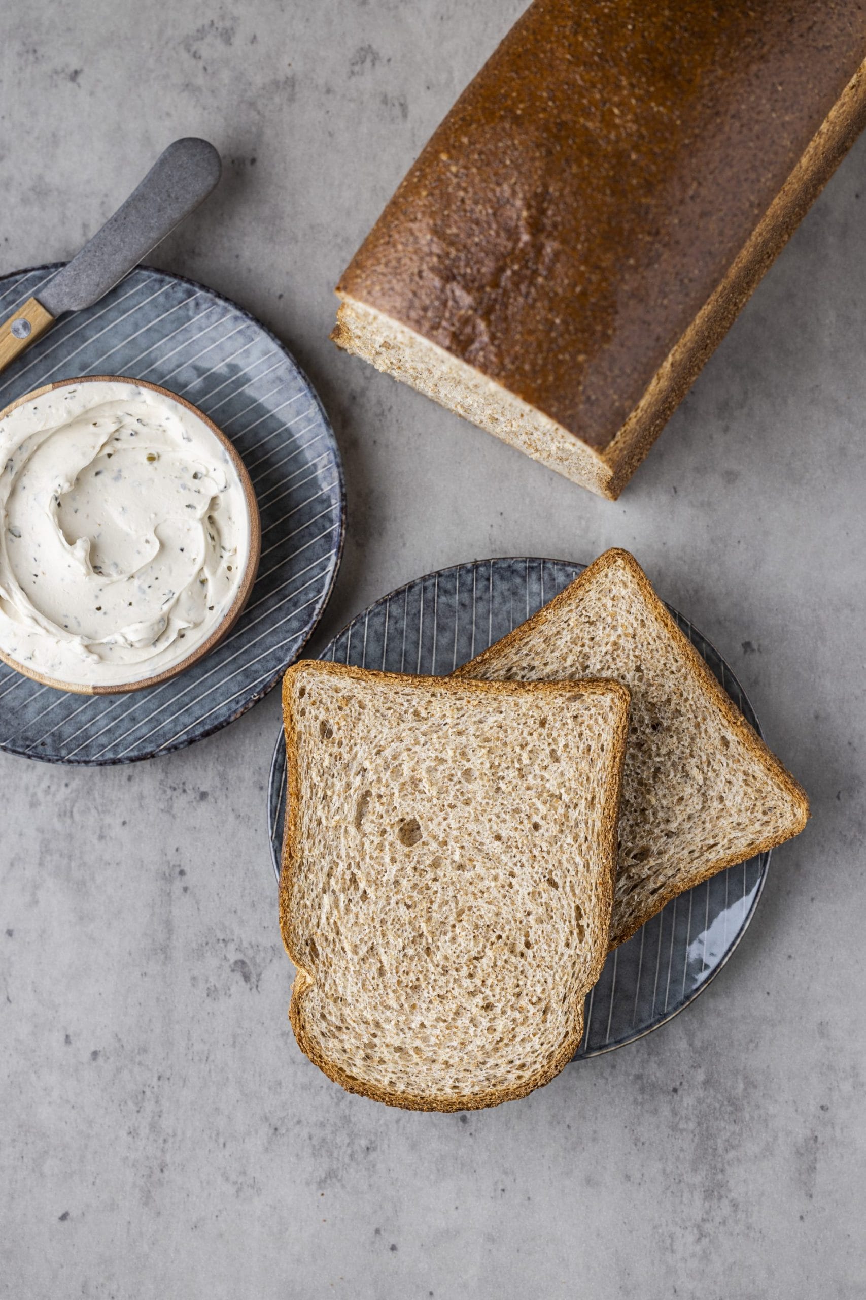Freshly baked bread highlighting IFF's food protection solutions.