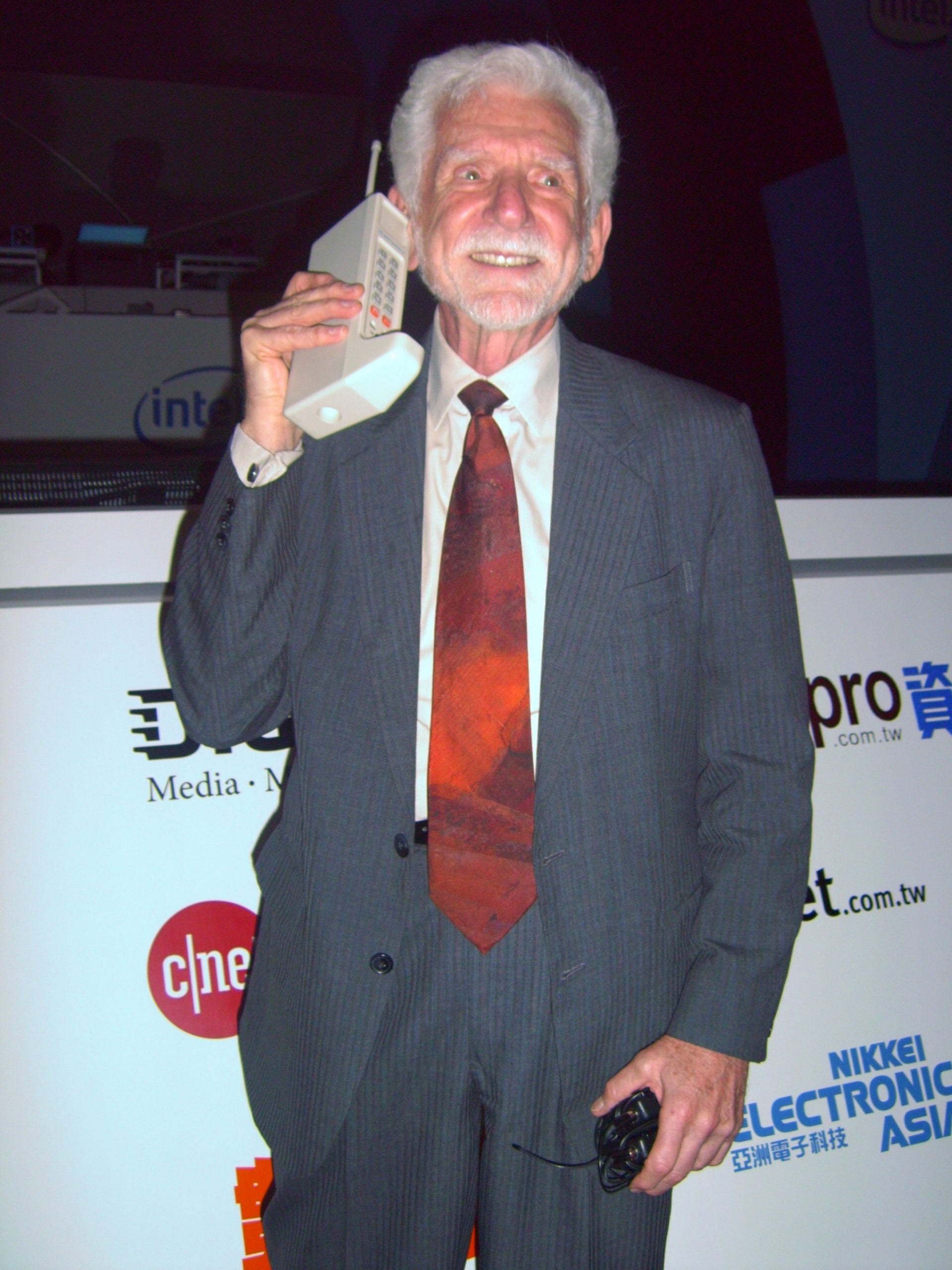 2007Computex_e21Forum-MartinCooper_Attribution – Rico Shen, CC BY-SA 3.0 via Wikimedia Commons