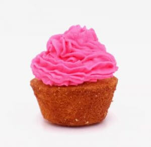 carmine cupcake