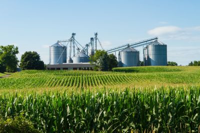 Farm with corm silos (shutterstock_220020586)