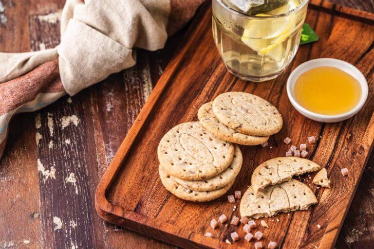 Taura Dry Baked Goods