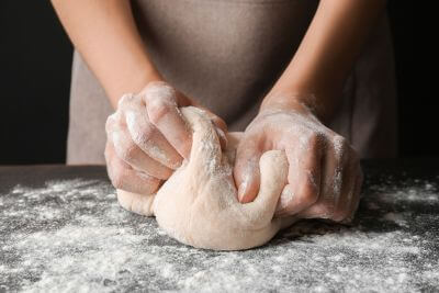 Boosting Dough Strength in Industrial Baking: Enzyme Solutions That Raise the Game