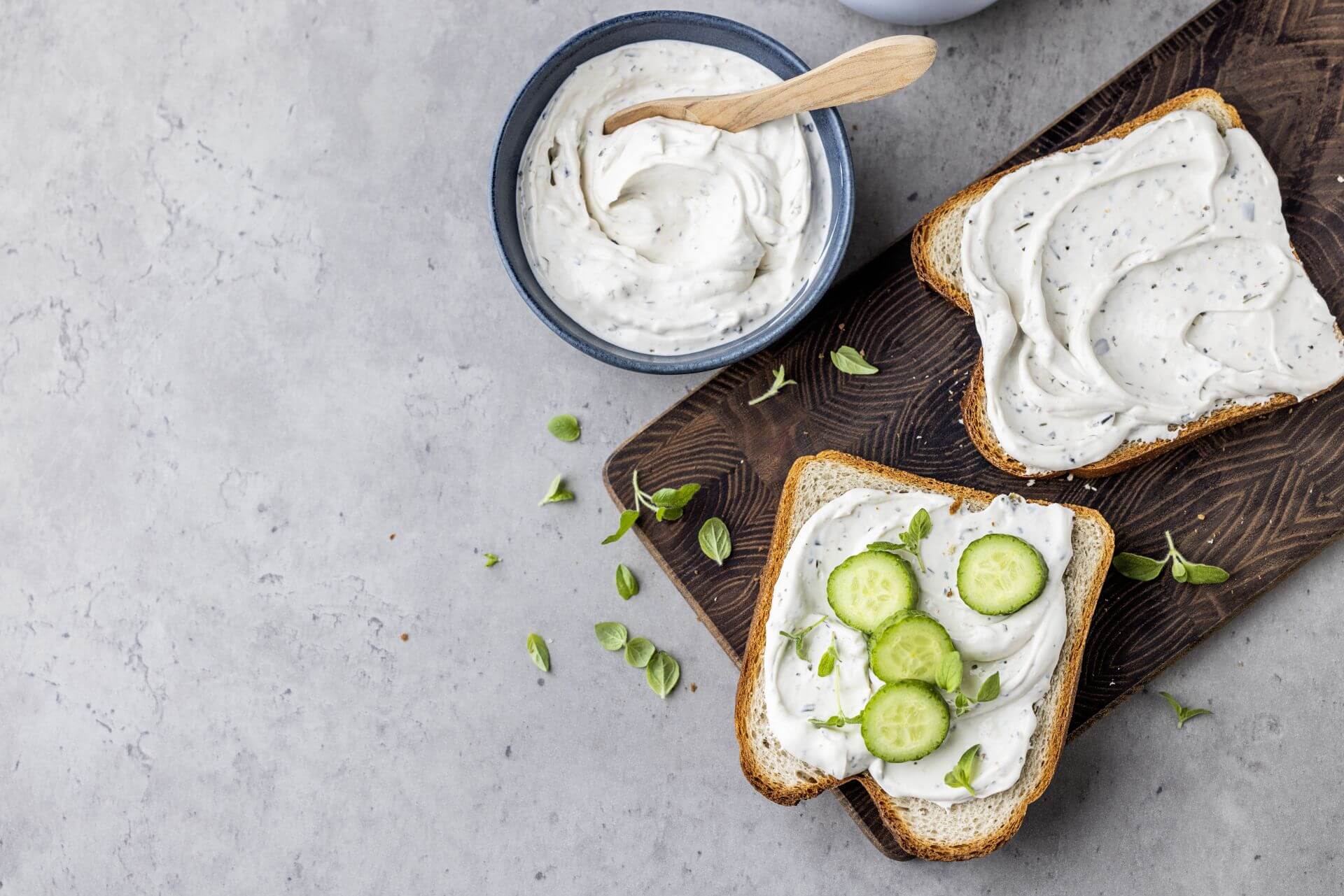 Plantbased Herb Cream Cheese.